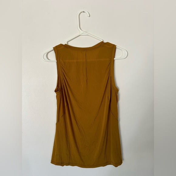 2021 Lululemon Lightweight Jersey Tank Top Size 8 - Picture 5 of 6